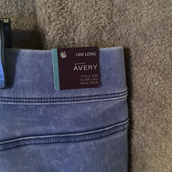 NWT Gloria Vanderbilt Avery pull on slimming 18W Long - Picture 4 of 6